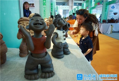 全城联动，艺术盛宴 2019威海国际艺术博览会圆满开幕与创新企业形象策划